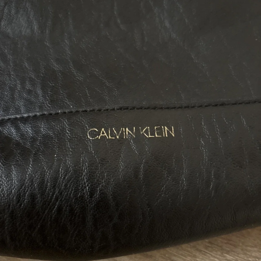 Calvin Klein‎ Leather Clutch Purse Black 12